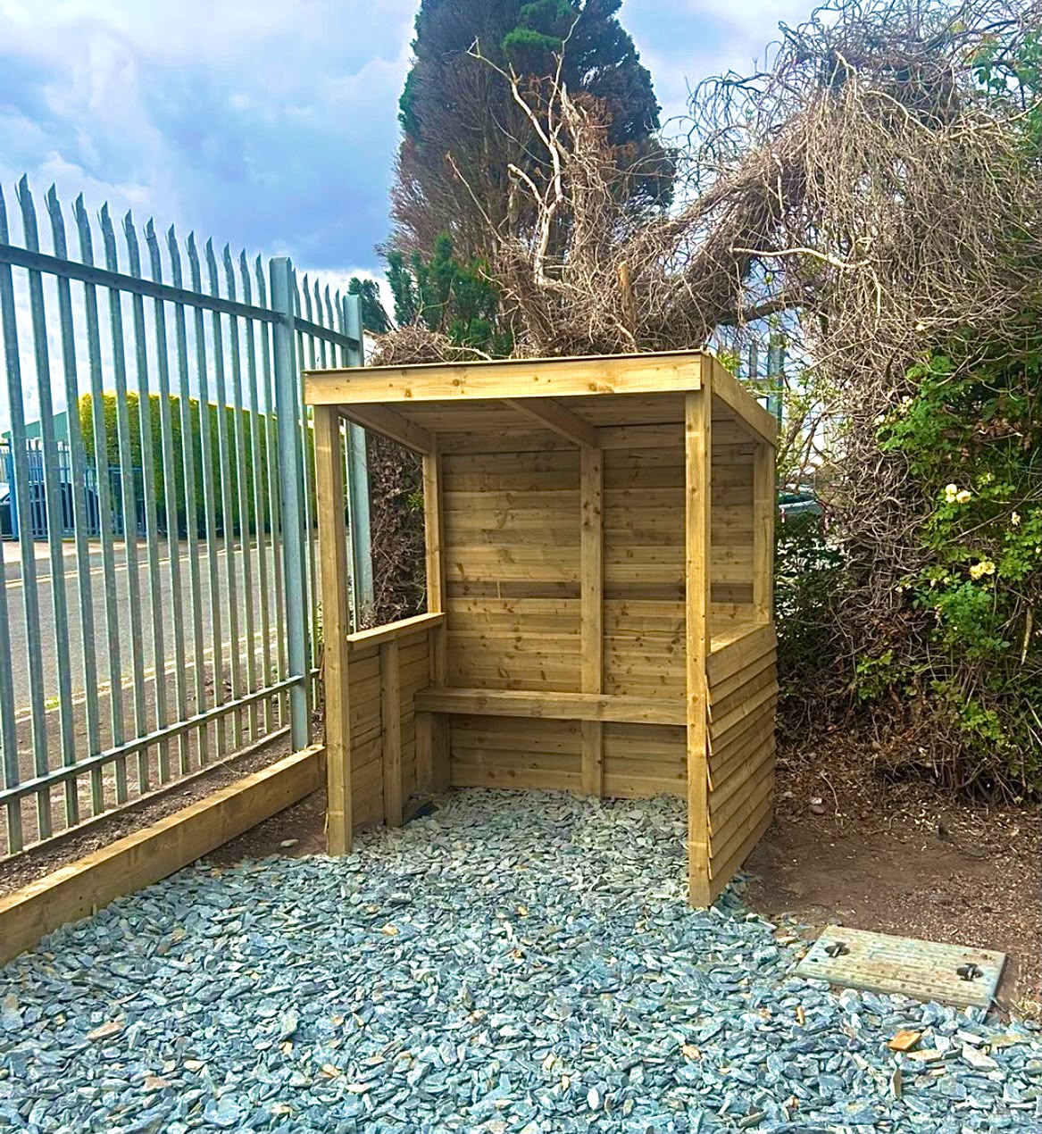 CUSTOM BUILT SMOKING SHELTERS